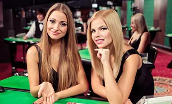 Người chơi hài lòng với 7clubs App iOS trên thiết bị di động